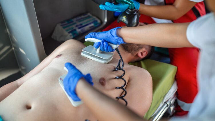 CPR and AED Certification: How to Choose the Right Course?