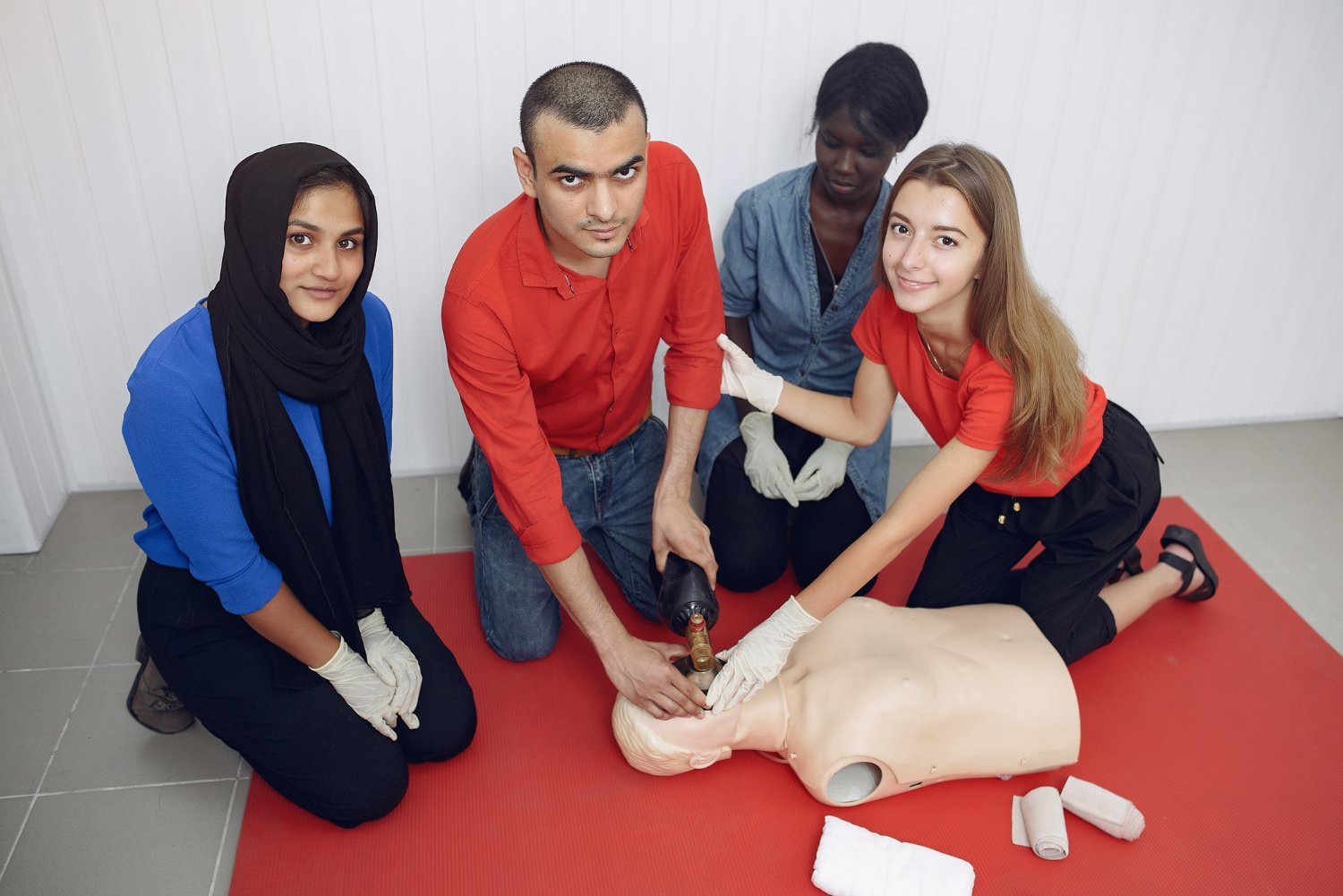 BLS and AED Certification: How to Get Certified Online